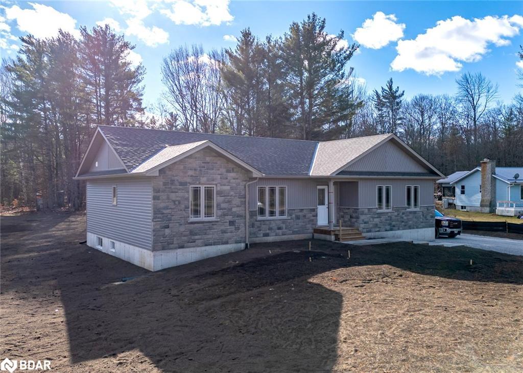 6121 Concession Rd B-C, Ramara, ON - Outdoor With Deck Patio Veranda