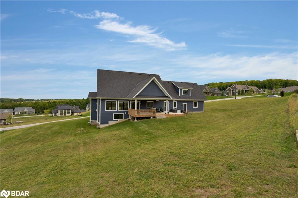 28 Thoroughbred Drive, Oro-Medonte, ON - Outdoor With Deck Patio Veranda With View