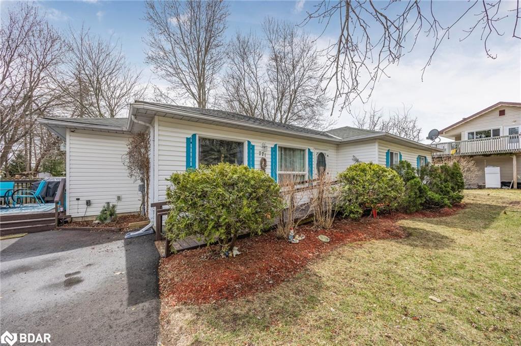 771 Roberts Road, Innisfil, ON - Outdoor