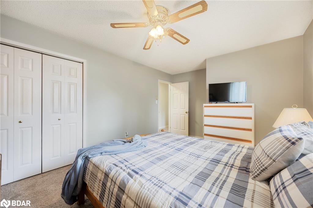 771 Roberts Road, Innisfil, ON - Indoor Photo Showing Bedroom
