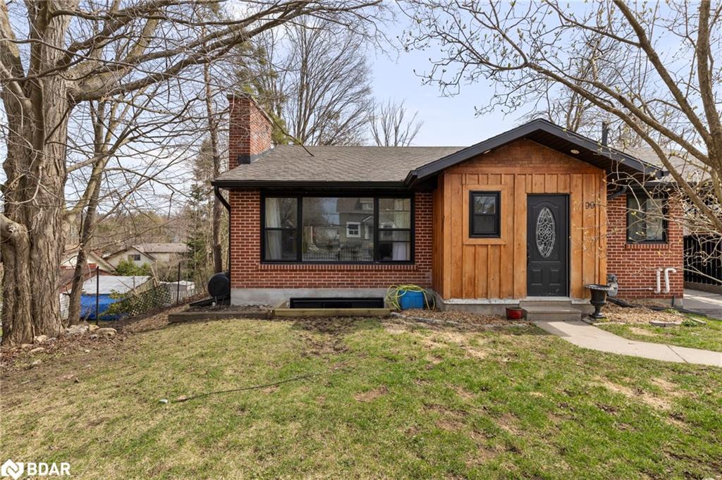 99 Wellington Street E, Barrie, ON - Outdoor