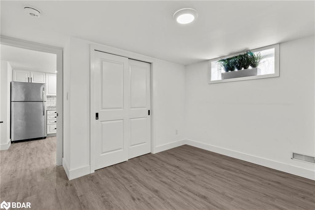 99 Wellington Street E, Barrie, ON - Indoor Photo Showing Other Room