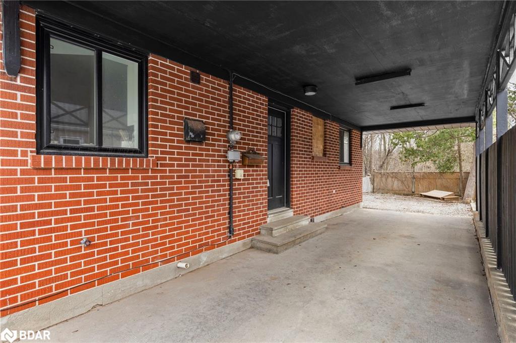 99 Wellington Street E, Barrie, ON - Outdoor With Exterior