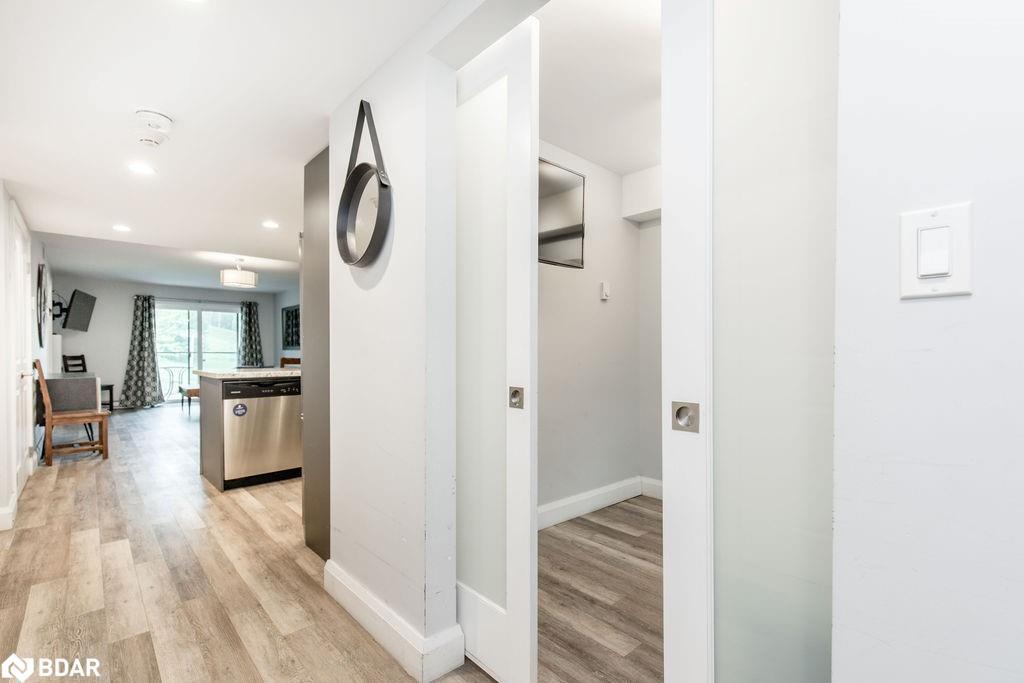 307-80 Horseshoe Boulevard, Oro-Medonte, ON - Indoor Photo Showing Other Room
