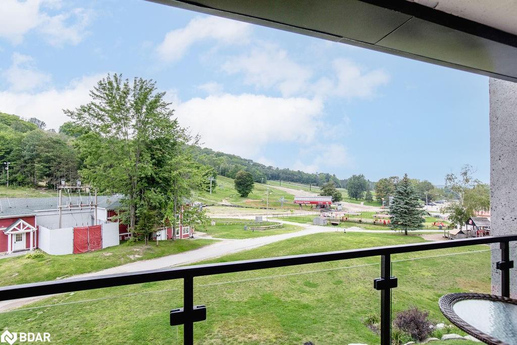 307-80 Horseshoe Boulevard, Oro-Medonte, ON - Outdoor With Balcony With View