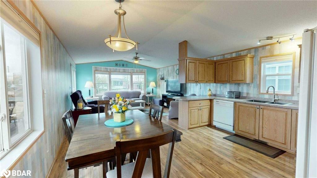 24 Jasper Heights, Puslinch, ON - Indoor