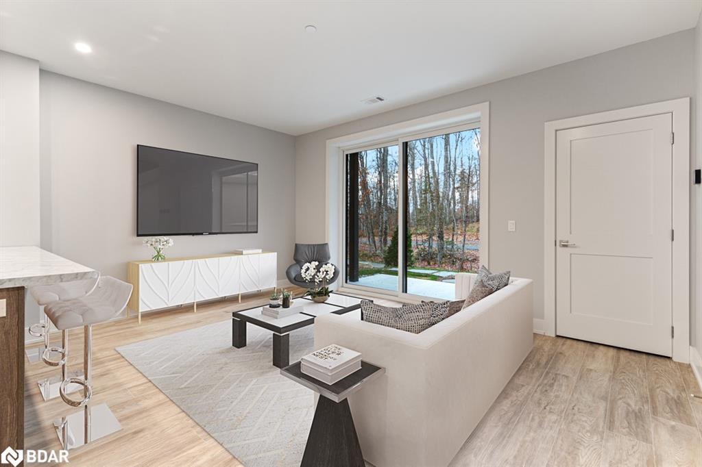 107-18 Campus Trail, Huntsville, ON - Indoor