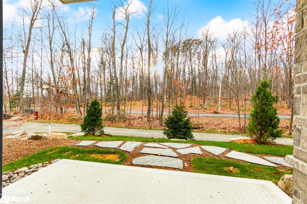 107-18 Campus Trail, Huntsville, ON - Outdoor