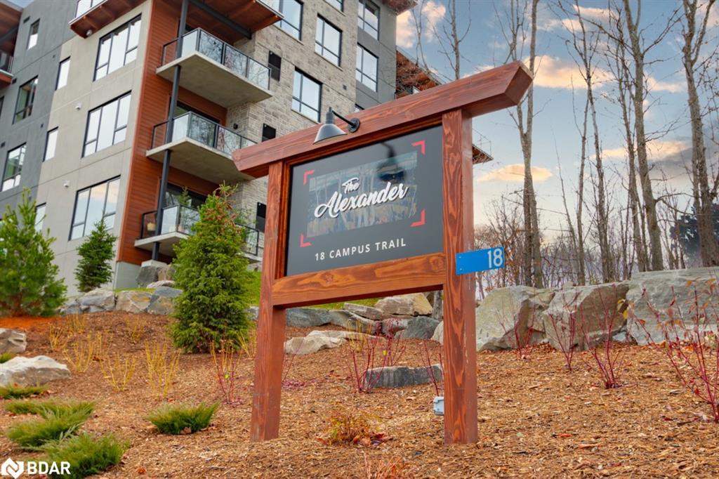 107-18 Campus Trail, Huntsville, ON - Outdoor