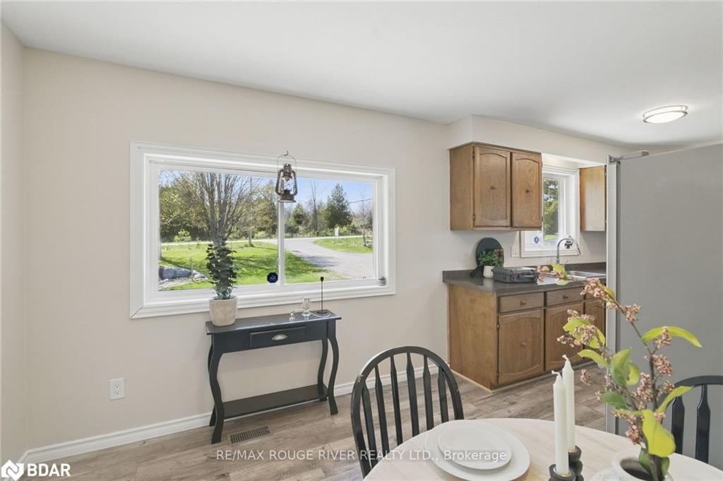 991 Douro Third Line, Douro-Dummer, ON - Indoor