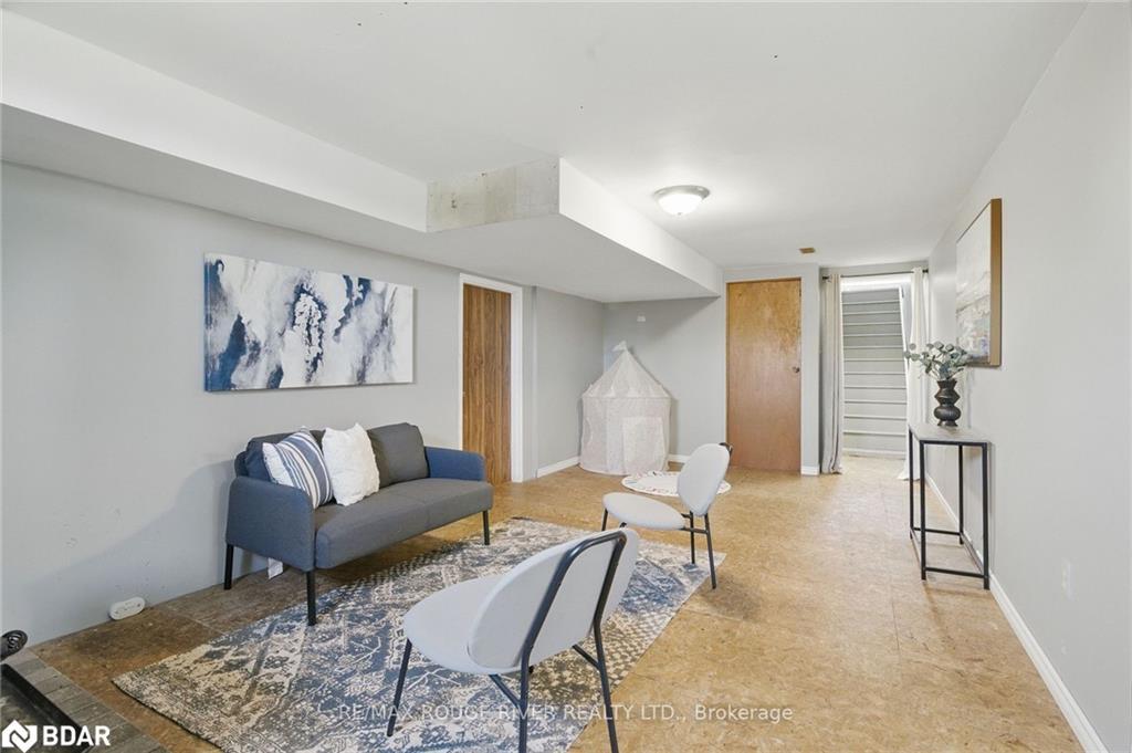 991 Douro Third Line, Douro-Dummer, ON - Indoor