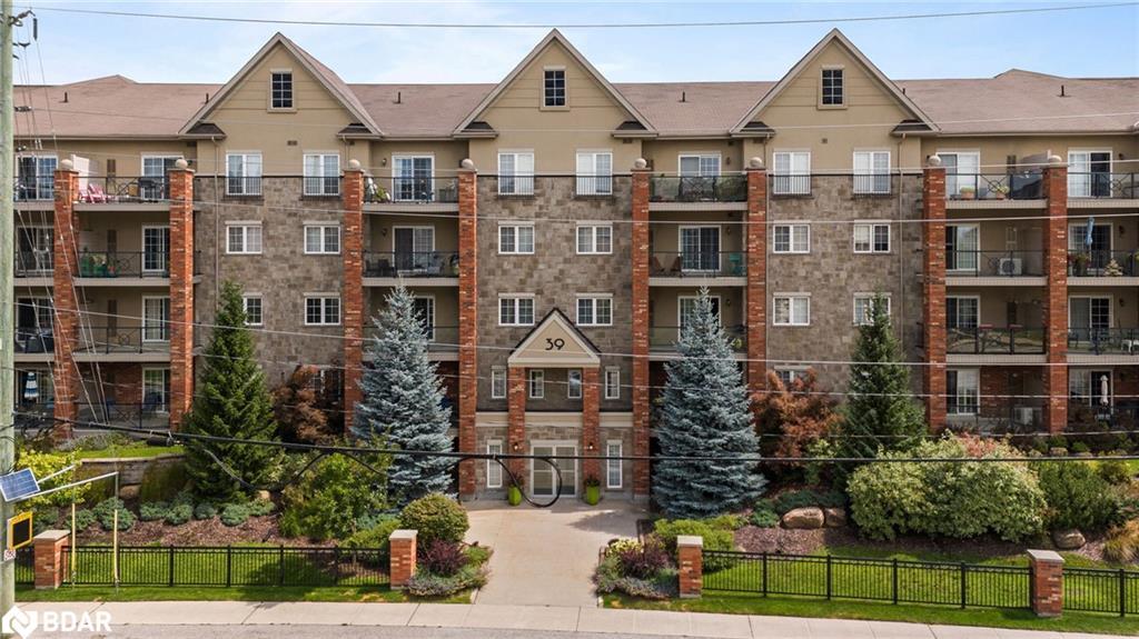 106-39 Ferndale Drive S, Barrie, ON - Outdoor With Balcony With Facade