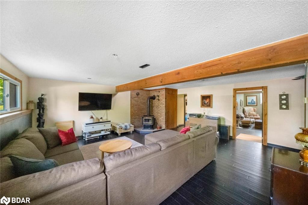 3923 Guest Road, Innisfil, ON - Indoor Photo Showing Living Room With Fireplace