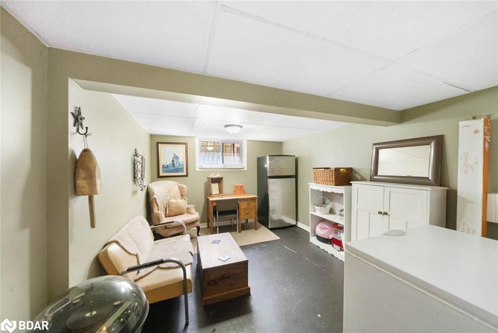 3923 Guest Road, Innisfil, ON - Indoor