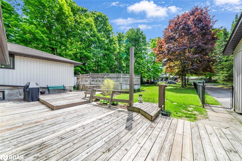 3923 Guest Road, Innisfil, ON - Outdoor With Deck Patio Veranda With Exterior