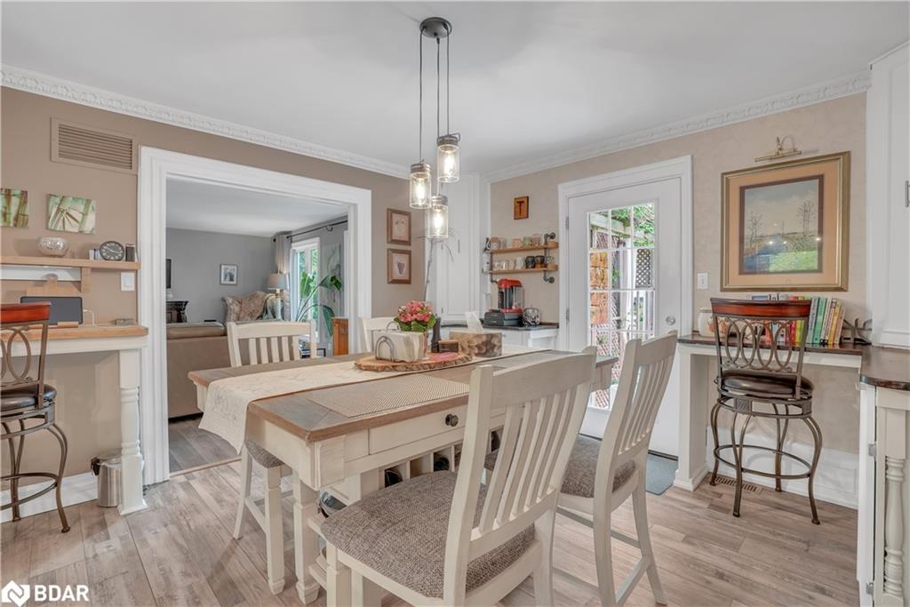 59 Withall Grove, Tiny, ON - Indoor Photo Showing Dining Room