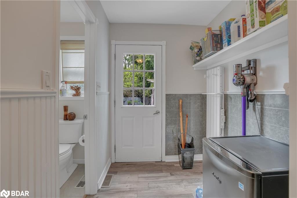 59 Withall Grove, Tiny, ON - Indoor Photo Showing Other Room