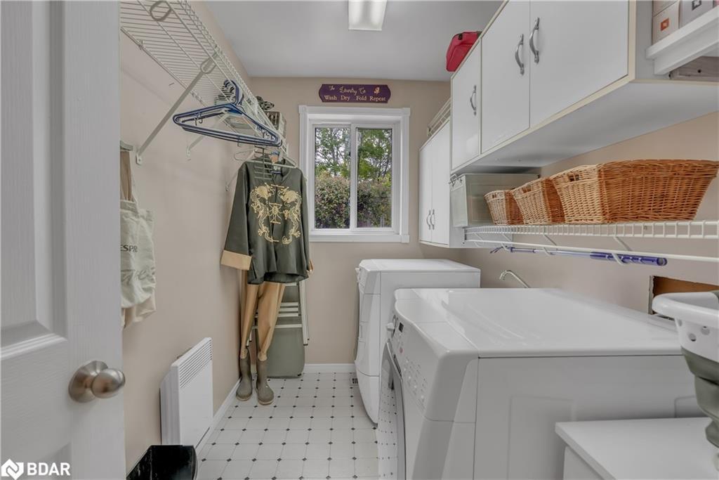 59 Withall Grove, Tiny, ON - Indoor Photo Showing Laundry Room