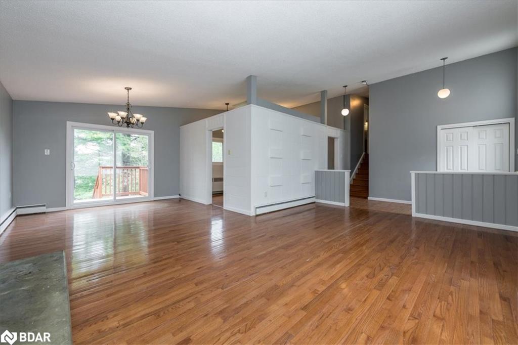 46 Eugenia Street, Barrie, ON - Indoor