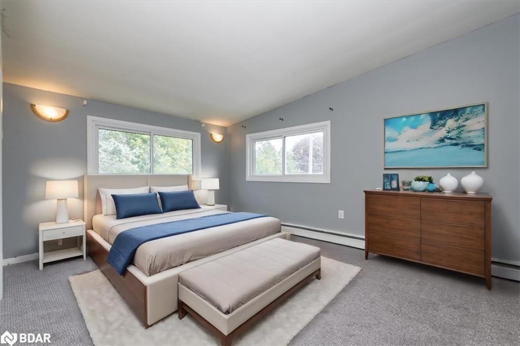 46 Eugenia Street, Barrie, ON - Indoor Photo Showing Bedroom