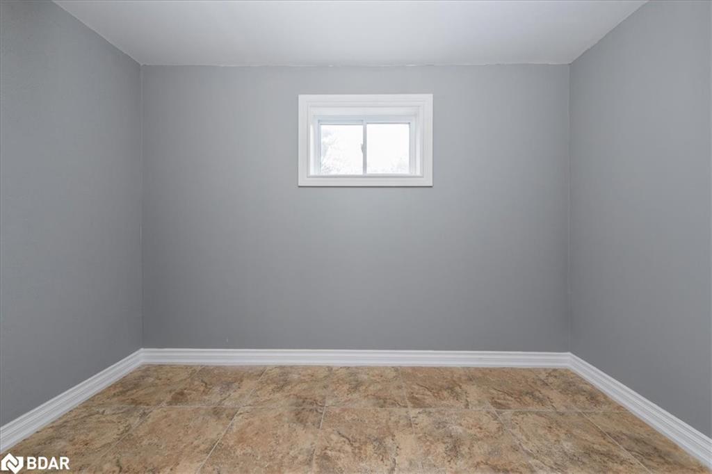 46 Eugenia Street, Barrie, ON - Indoor Photo Showing Other Room
