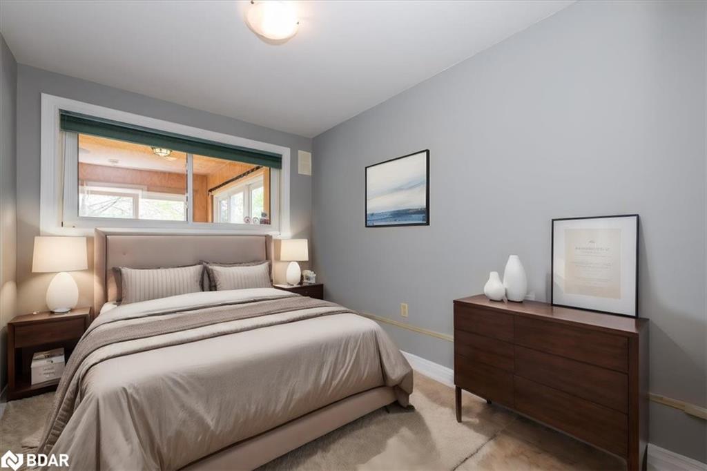 46 Eugenia Street, Barrie, ON - Indoor Photo Showing Bedroom