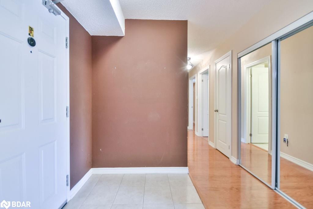 14-39 Coulter Street, Barrie, ON - Indoor Photo Showing Other Room