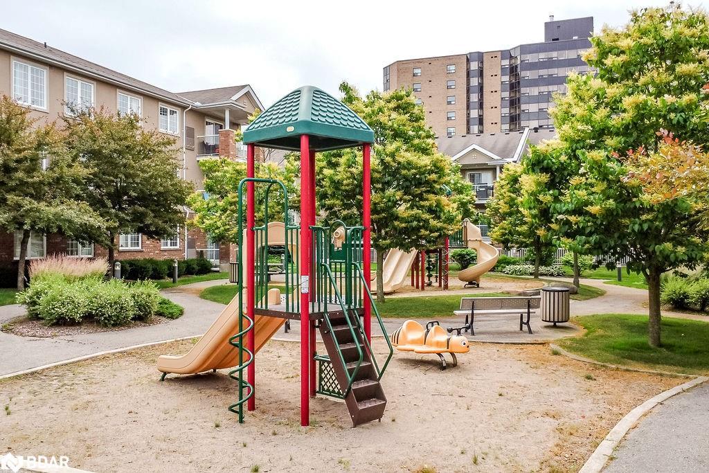 14-39 Coulter Street, Barrie, ON - Outdoor