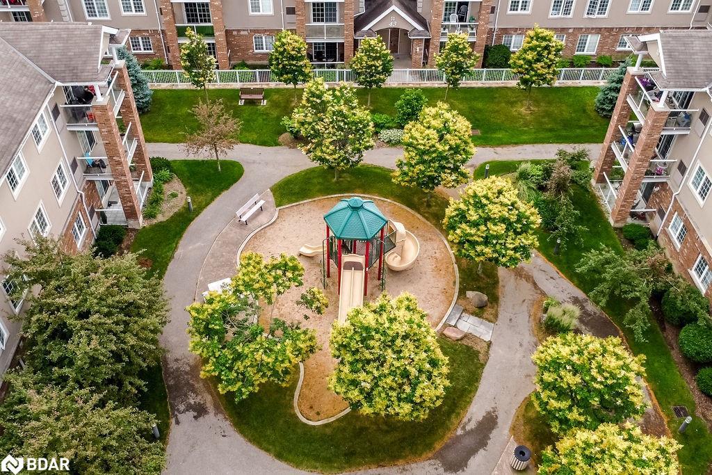 14-39 Coulter Street, Barrie, ON - Outdoor