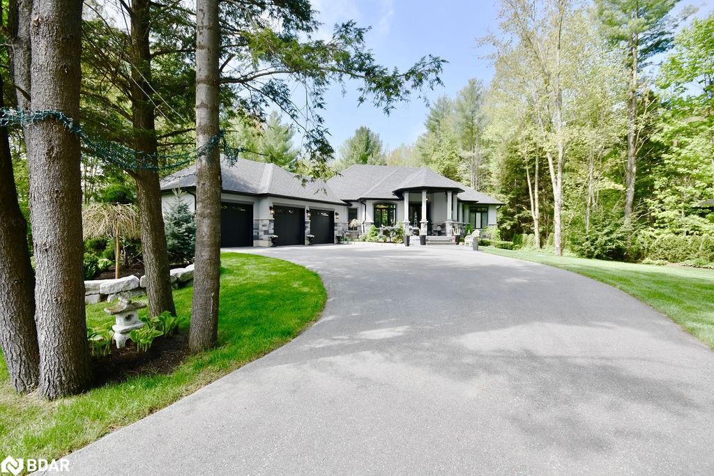 2 Sycamore Circle, Springwater, ON - Outdoor With Facade