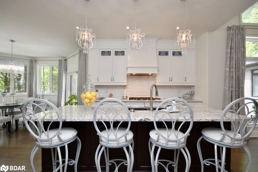 2 Sycamore Circle, Springwater, ON - Indoor