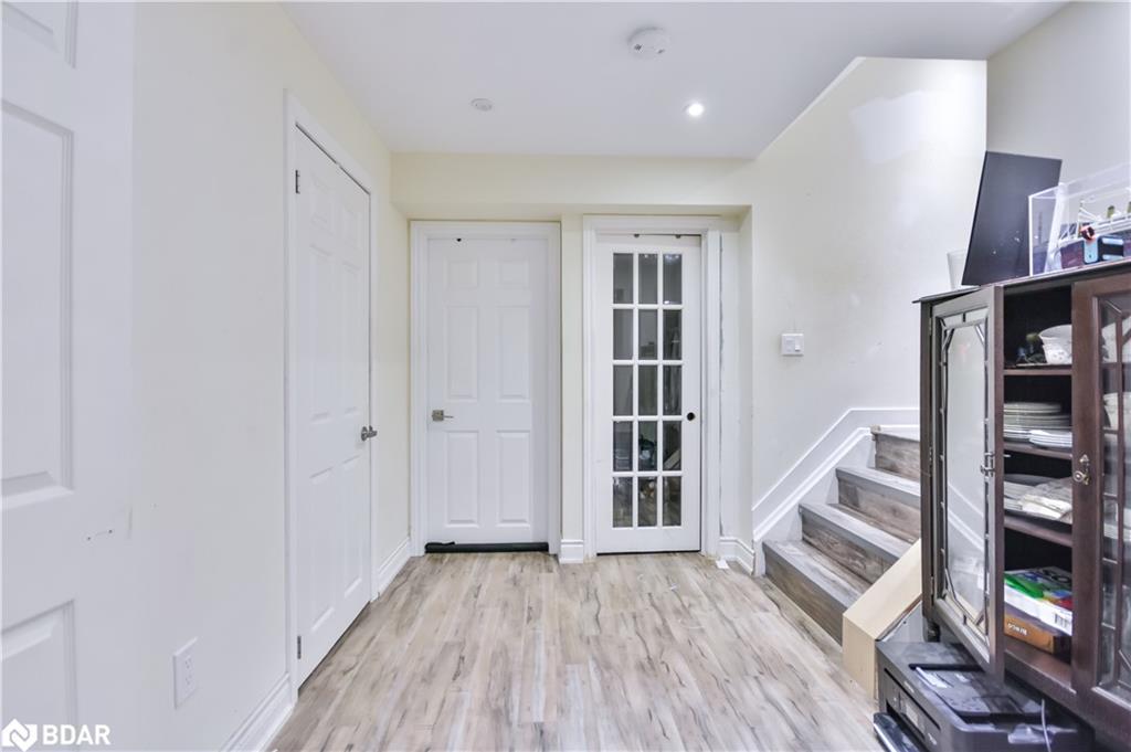 52 Elmbrook Drive, Barrie, ON - Indoor Photo Showing Other Room