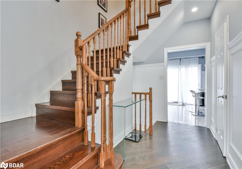 52 Elmbrook Drive, Barrie, ON - Indoor Photo Showing Other Room