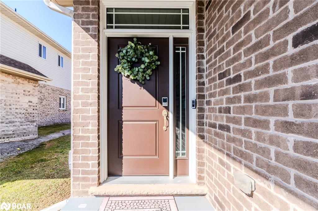 7787 Hanniwell Street, Niagara Falls, ON - Outdoor With Exterior