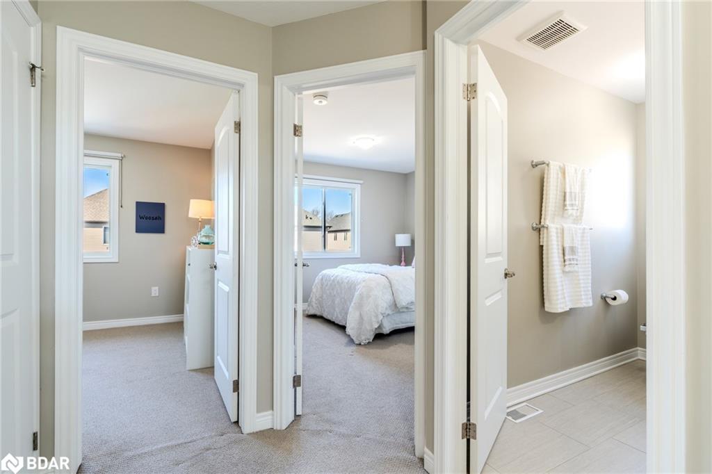 7787 Hanniwell Street, Niagara Falls, ON - Indoor