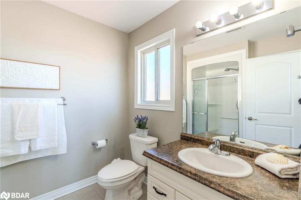 7787 Hanniwell Street, Niagara Falls, ON - Indoor Photo Showing Bathroom
