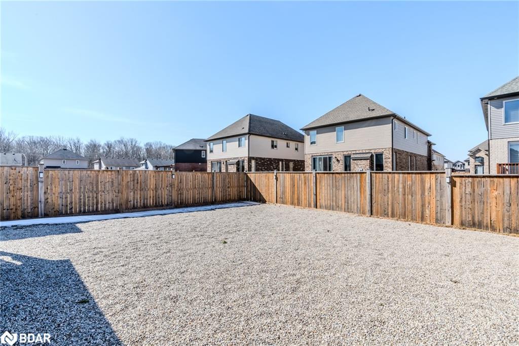 7787 Hanniwell Street, Niagara Falls, ON - Outdoor