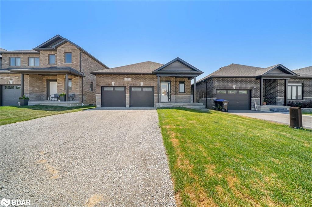 127 Ritchie Crescent, Springwater, ON - Outdoor With Facade