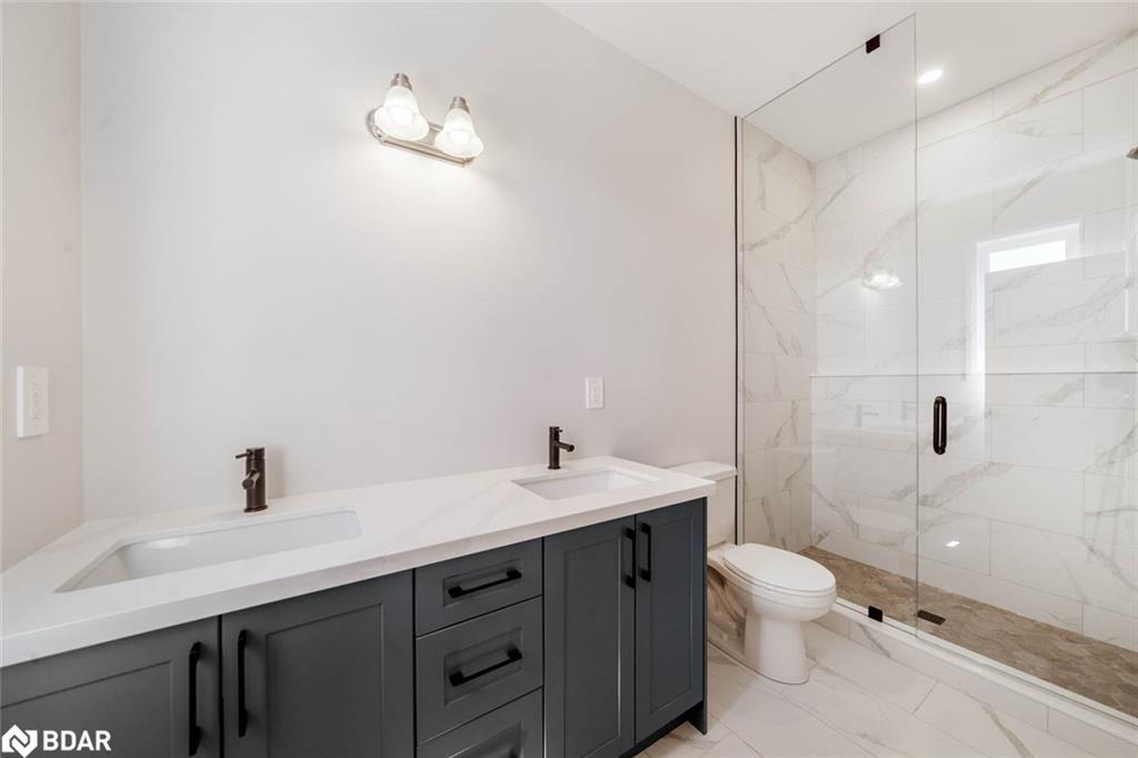 127 Ritchie Crescent, Springwater, ON - Indoor Photo Showing Bathroom