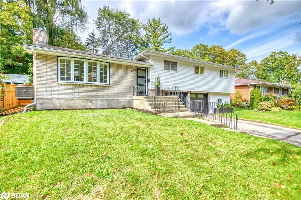 13 Parkside Drive, Quinte West, ON - Outdoor