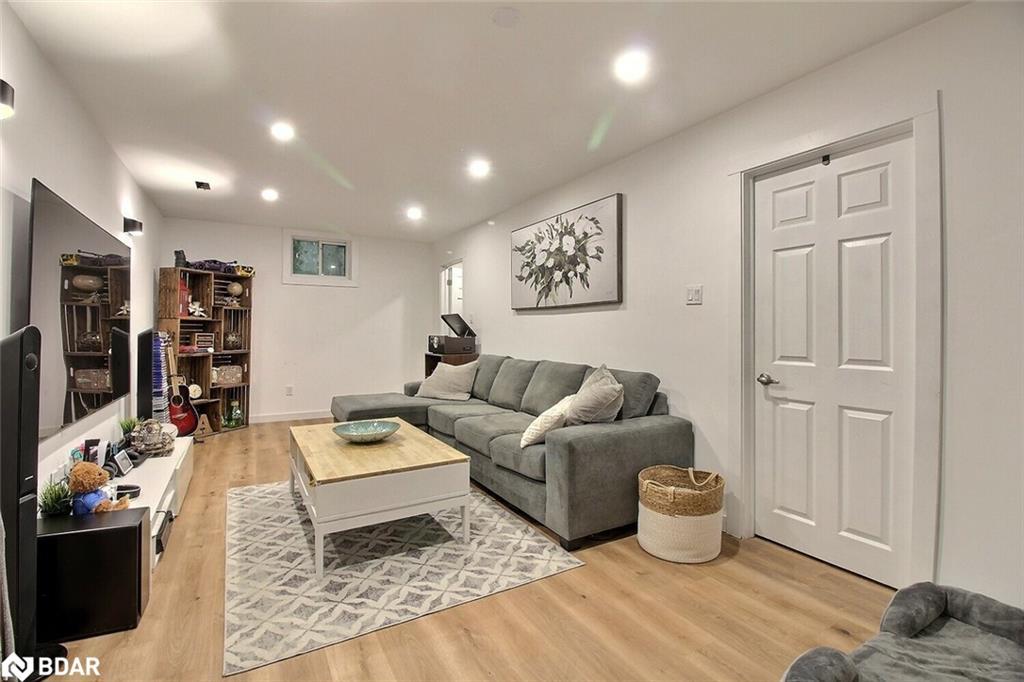 13 Parkside Drive, Quinte West, ON - Indoor