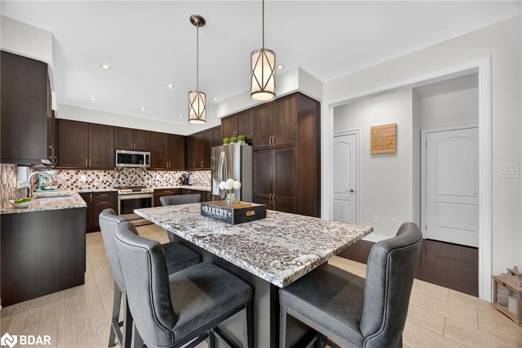 41 Landscape Drive, Oro-Medonte, ON - Indoor Photo Showing Other Room