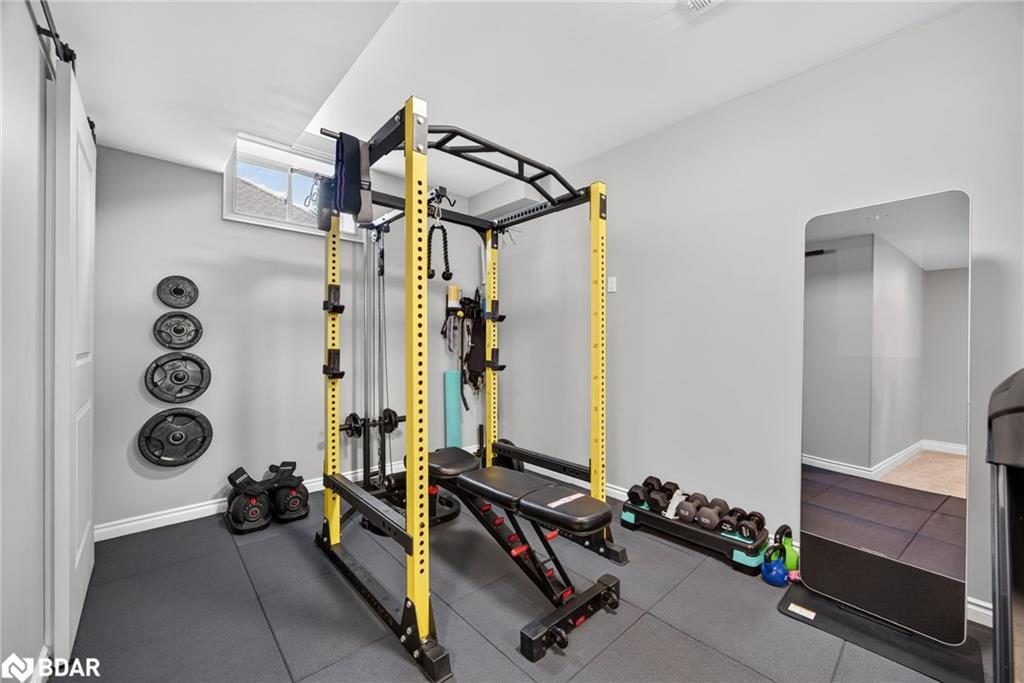 41 Landscape Drive, Oro-Medonte, ON - Indoor Photo Showing Gym Room
