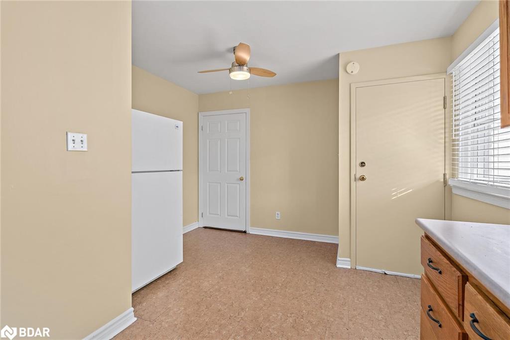 7 Rexway Drive, Georgetown, ON - Indoor