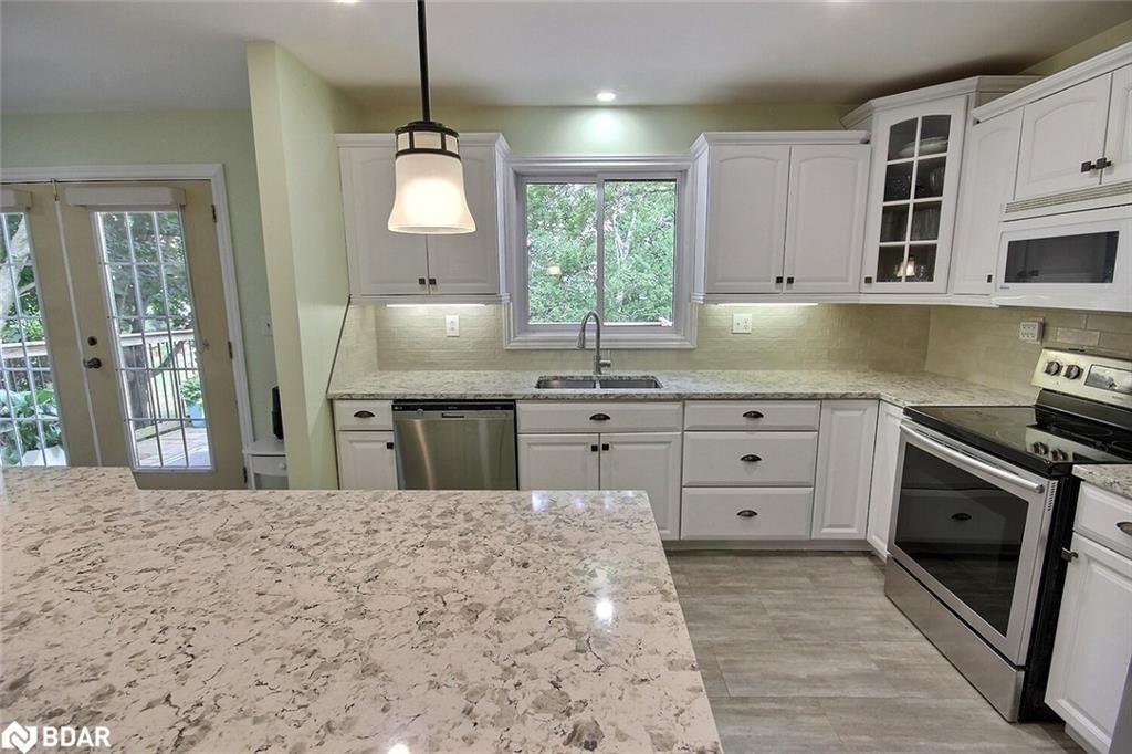 3268 County Road 3 Road, Carrying Place, ON - Indoor Photo Showing Kitchen