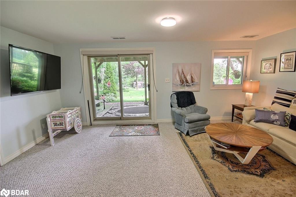 3268 County Road 3 Road, Carrying Place, ON - Indoor Photo Showing Living Room