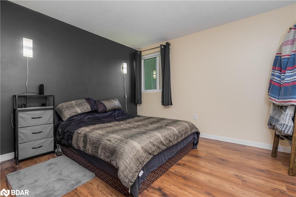 204-850 6Th Street E, Owen Sound, ON - Indoor Photo Showing Bedroom