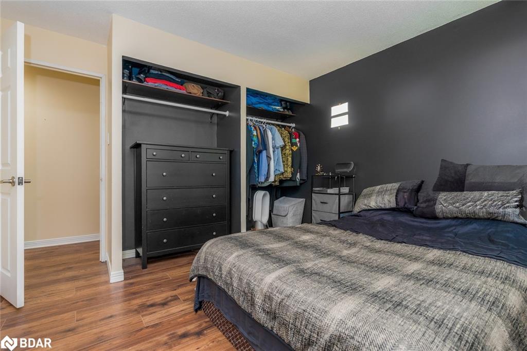 204-850 6Th Street E, Owen Sound, ON - Indoor Photo Showing Bedroom
