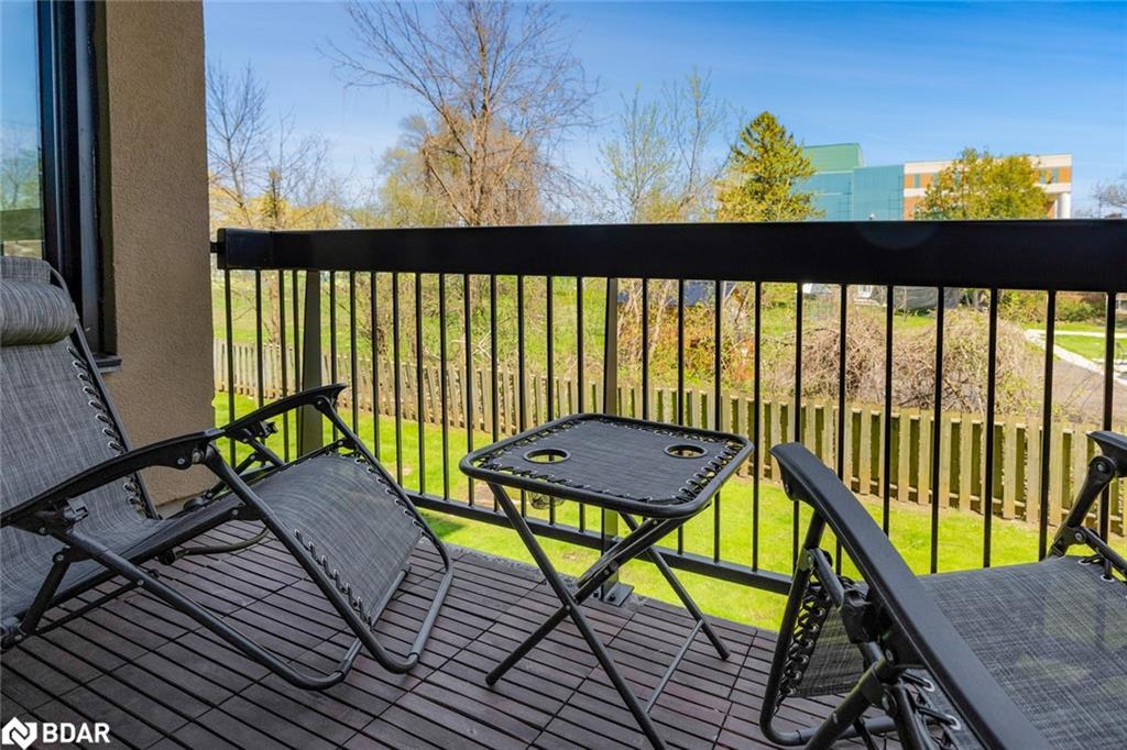 204-850 6Th Street E, Owen Sound, ON - Outdoor With Exterior