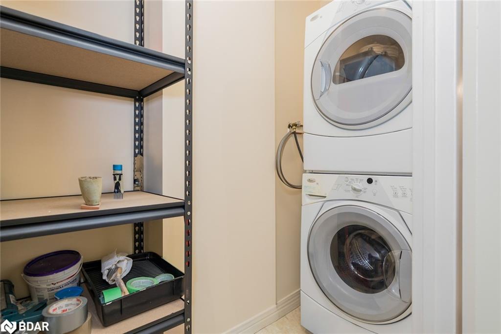204-850 6Th Street E, Owen Sound, ON - Indoor Photo Showing Laundry Room